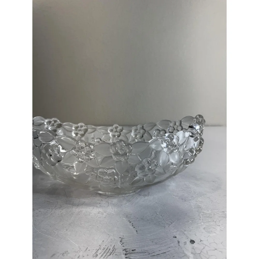 Vintage Pressed Glass Fruit Bowl Floral Embossed 11in Decorative Centerpiece Dis